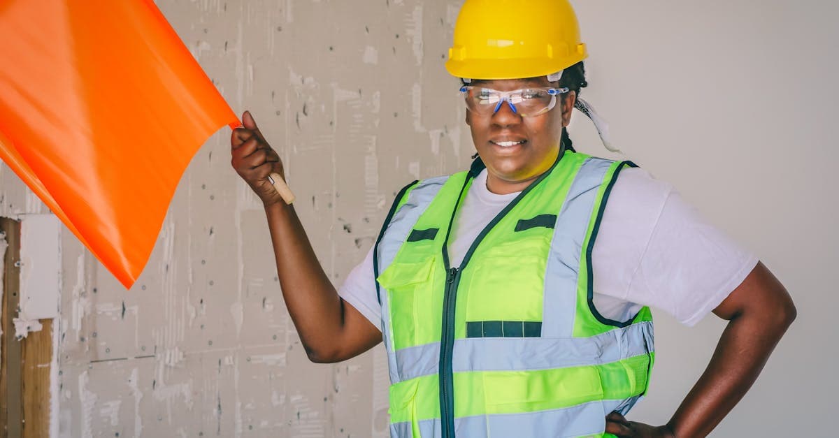 Cover Image for Constructing Success: The Ultimate Guide to Thriving in the Construction Job Market